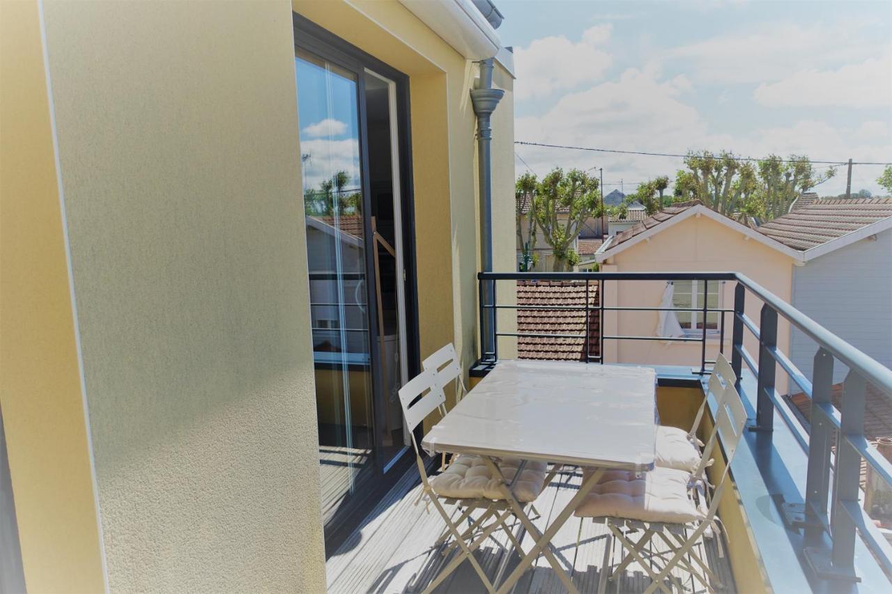 Appartement Hyper Centre, Plage A Pieds, 2 Chambres, 4 Personnes Chatelaillon-Plage Exterior photo
